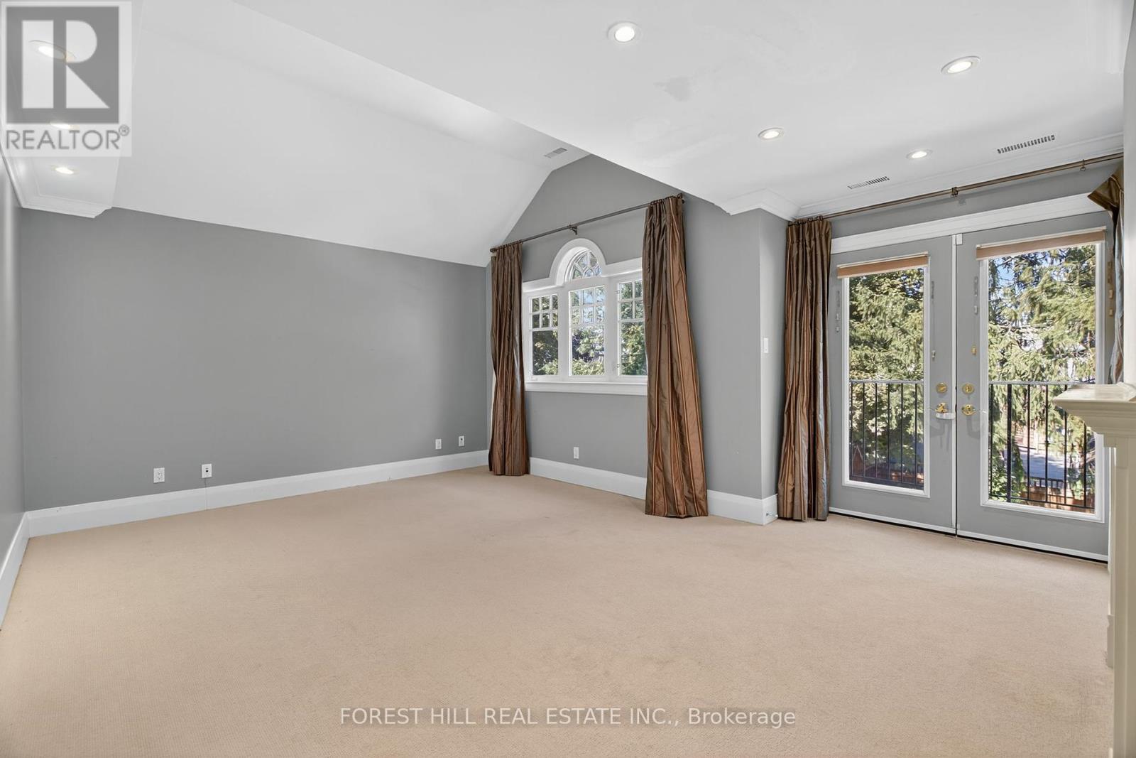 50 Golfdale Road, Toronto, Ontario  M4N 2B6 - Photo 21 - C12412351