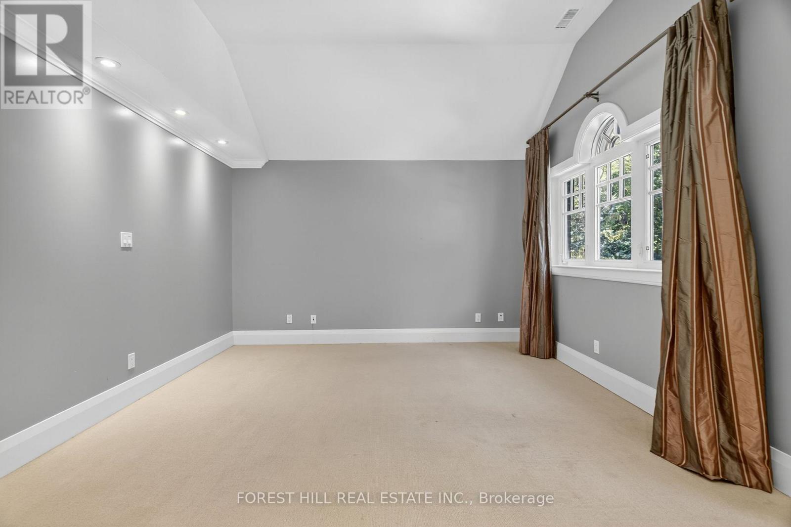 50 Golfdale Road, Toronto, Ontario  M4N 2B6 - Photo 22 - C12412351