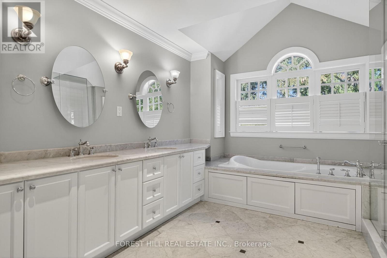 50 Golfdale Road, Toronto, Ontario  M4N 2B6 - Photo 27 - C12412351