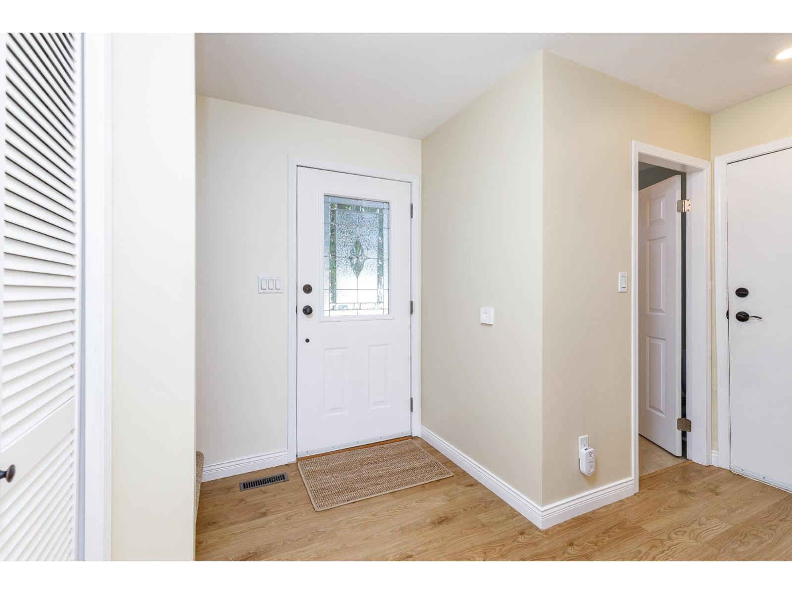 42 4847 219 Street, Langley, British Columbia  V3A 8C1 - Photo 3 - R3047094