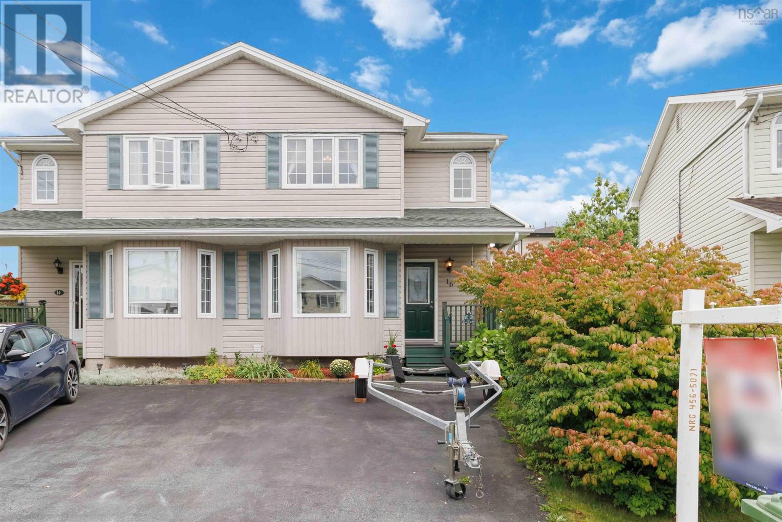 Property at 16 Geovex Court image 1