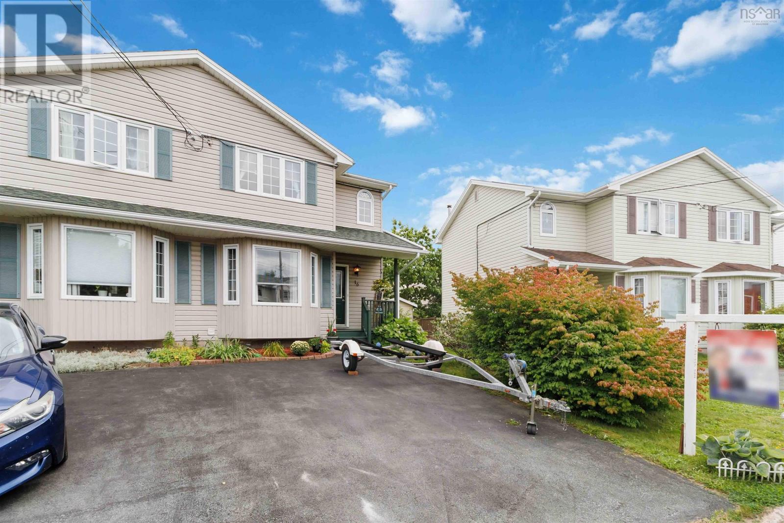 Property at 16 Geovex Court image 2