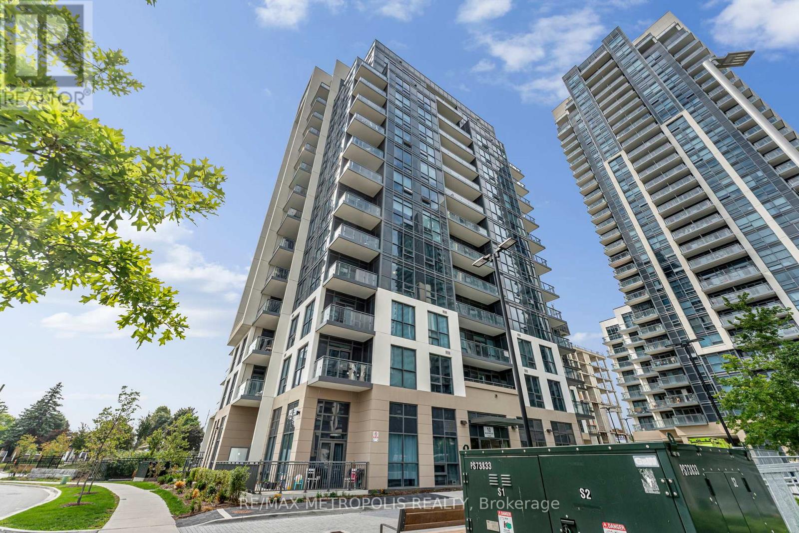 403 - 10 Meadowglen Place, Toronto, Ontario  M1G 0A8 - Photo 2 - E12412270