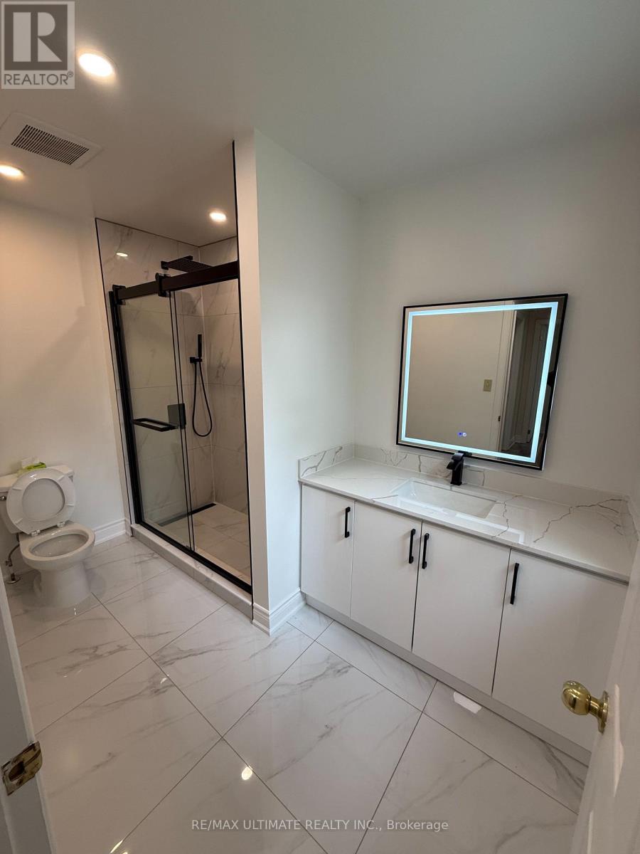 Side Unit B - 50 Pinery Lane, Georgina, Ontario  L0E 1L0 - Photo 13 - N12412172