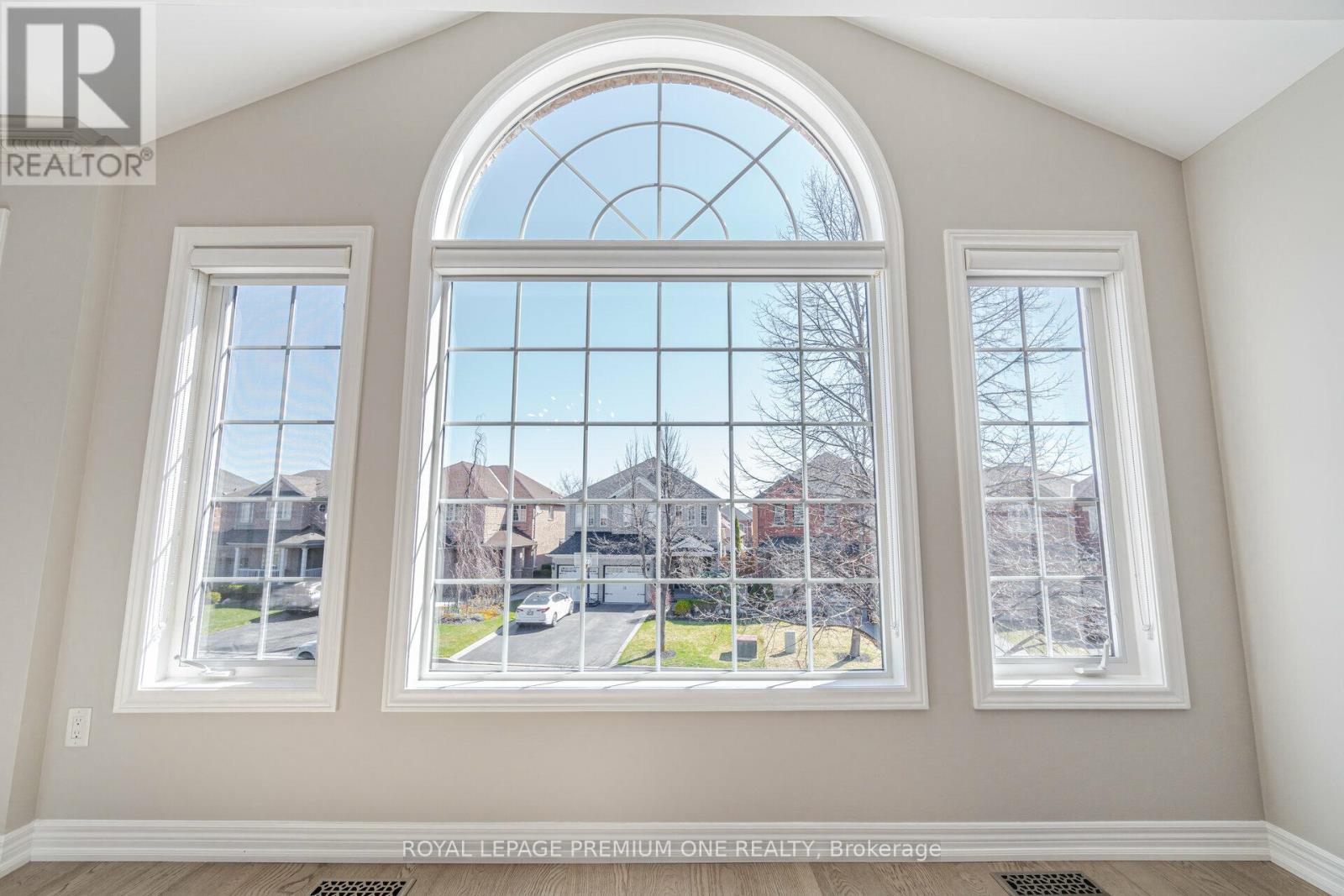 60 Julia Valentina Avenue, Vaughan, Ontario  L4H 1Y9 - Photo 30 - N12412188