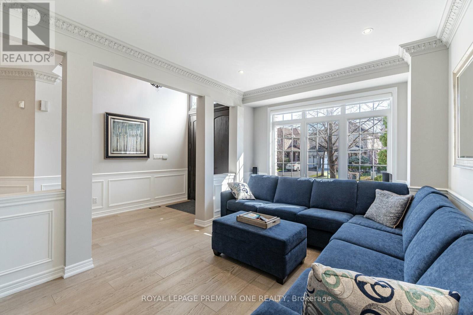 60 Julia Valentina Avenue, Vaughan, Ontario  L4H 1Y9 - Photo 7 - N12412188