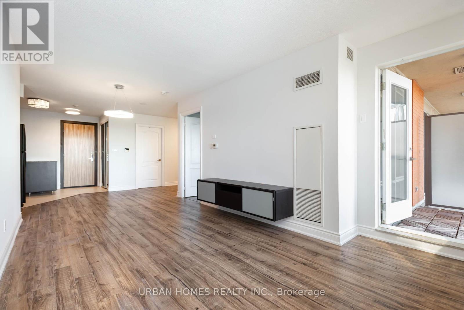 620 - 60 South Town Centre Boulevard, Markham, Ontario  L6G 0C5 - Photo 4 - N12412219