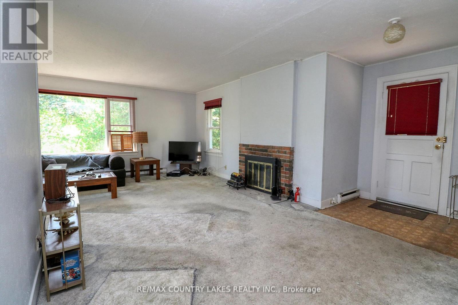 413 Main Street, Brock, Ontario  L0K 1A0 - Photo 6 - N12412294