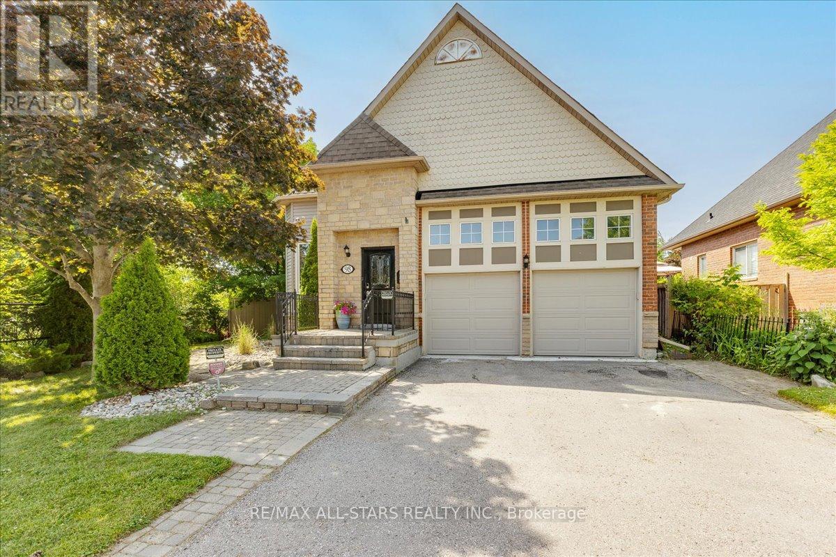 98 Bayview Avenue, Georgina, Ontario  L4P 2S9 - Photo 7 - N12412302
