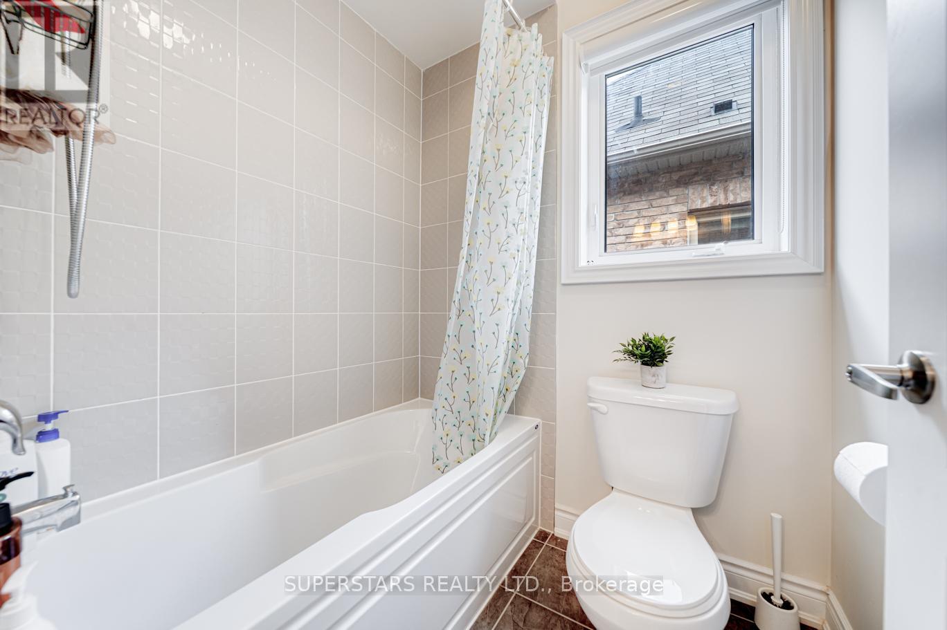 65 Meadowsweet Lane, Richmond Hill, Ontario  L4E 1B9 - Photo 29 - N12412319