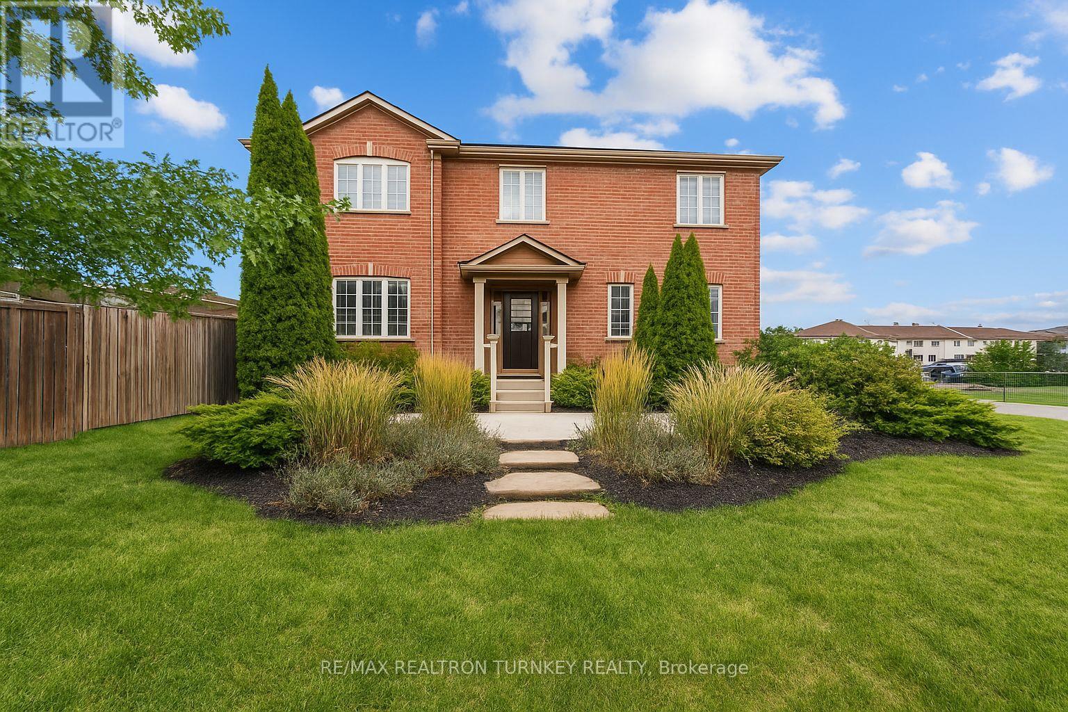 84 Admiral Crescent, Essa, Ontario  L0M 1B4 - Photo 1 - N12412325