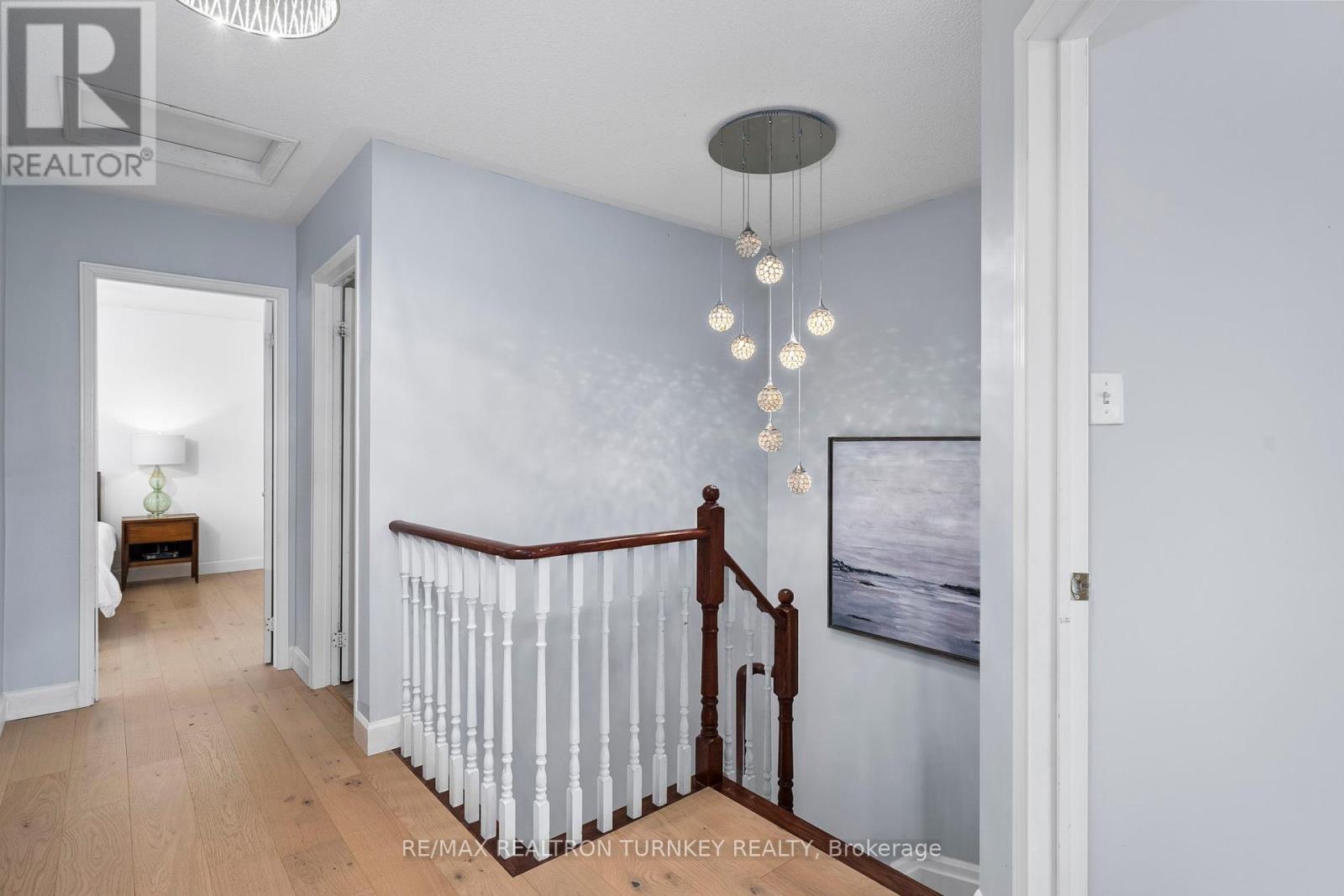 84 Admiral Crescent, Essa, Ontario  L0M 1B4 - Photo 13 - N12412325
