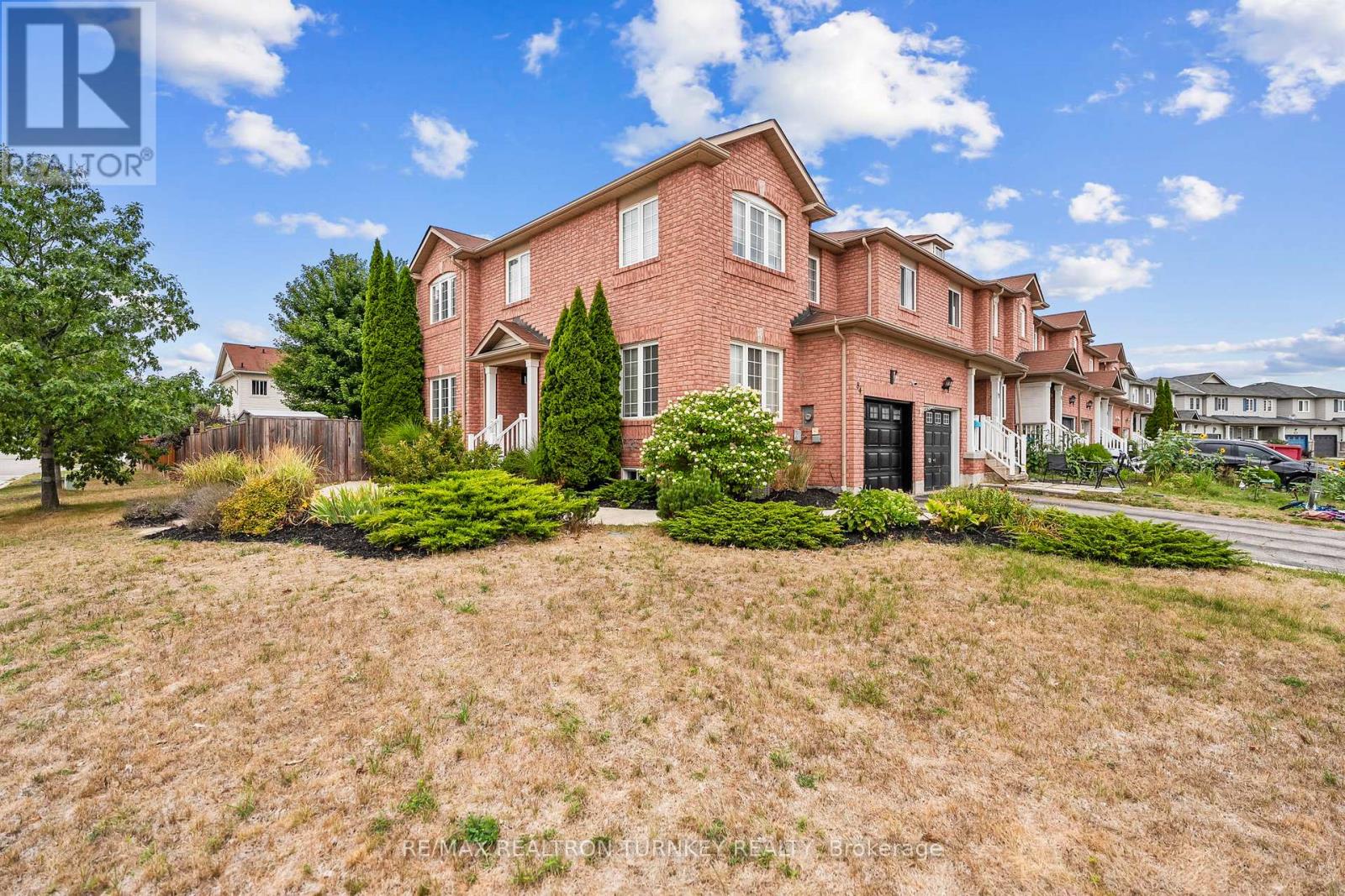84 Admiral Crescent, Essa, Ontario  L0M 1B4 - Photo 29 - N12412325