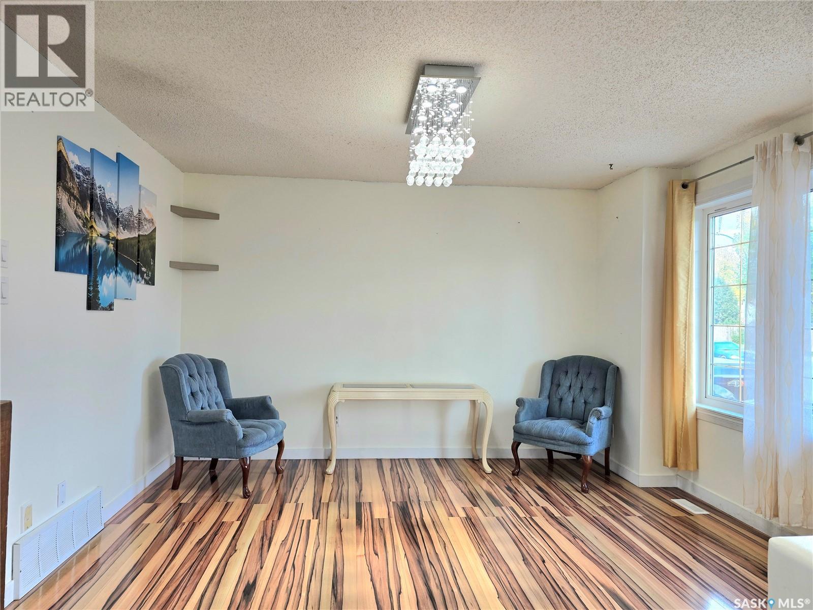 1023 Steeves Avenue, Saskatoon, Saskatchewan  S7L 5N6 - Photo 4 - SK018723