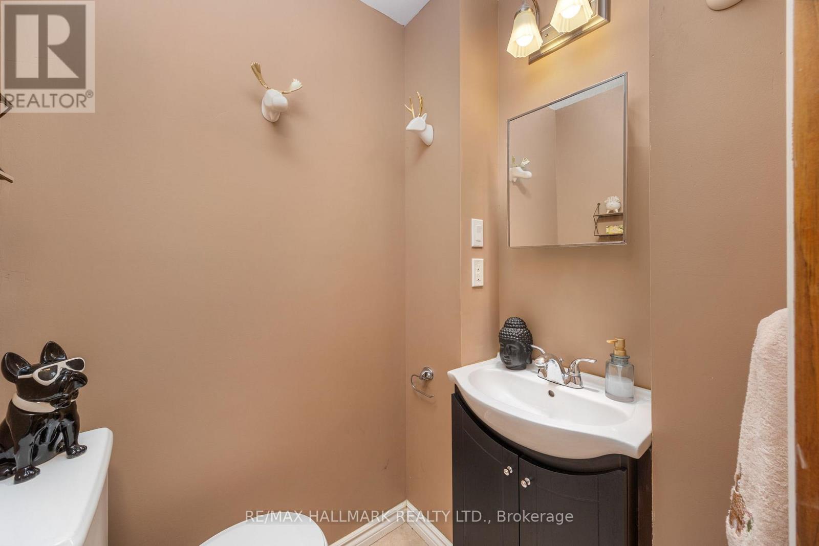 23 Douglas Street, Orillia, Ontario  L3V 5Y3 - Photo 11 - S12412277