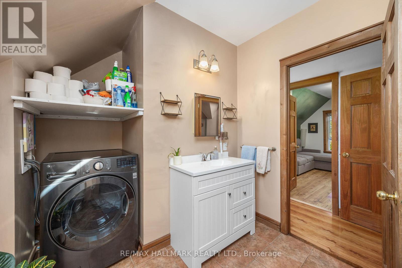 23 Douglas Street, Orillia, Ontario  L3V 5Y3 - Photo 19 - S12412277