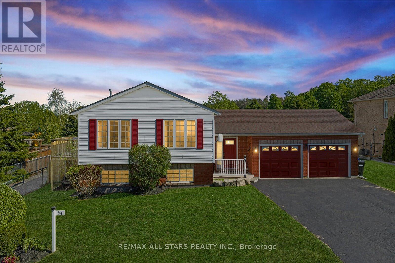 54 Marlow Circle, Springwater, Ontario  L0L 1V0 - Photo 47 - S12412322