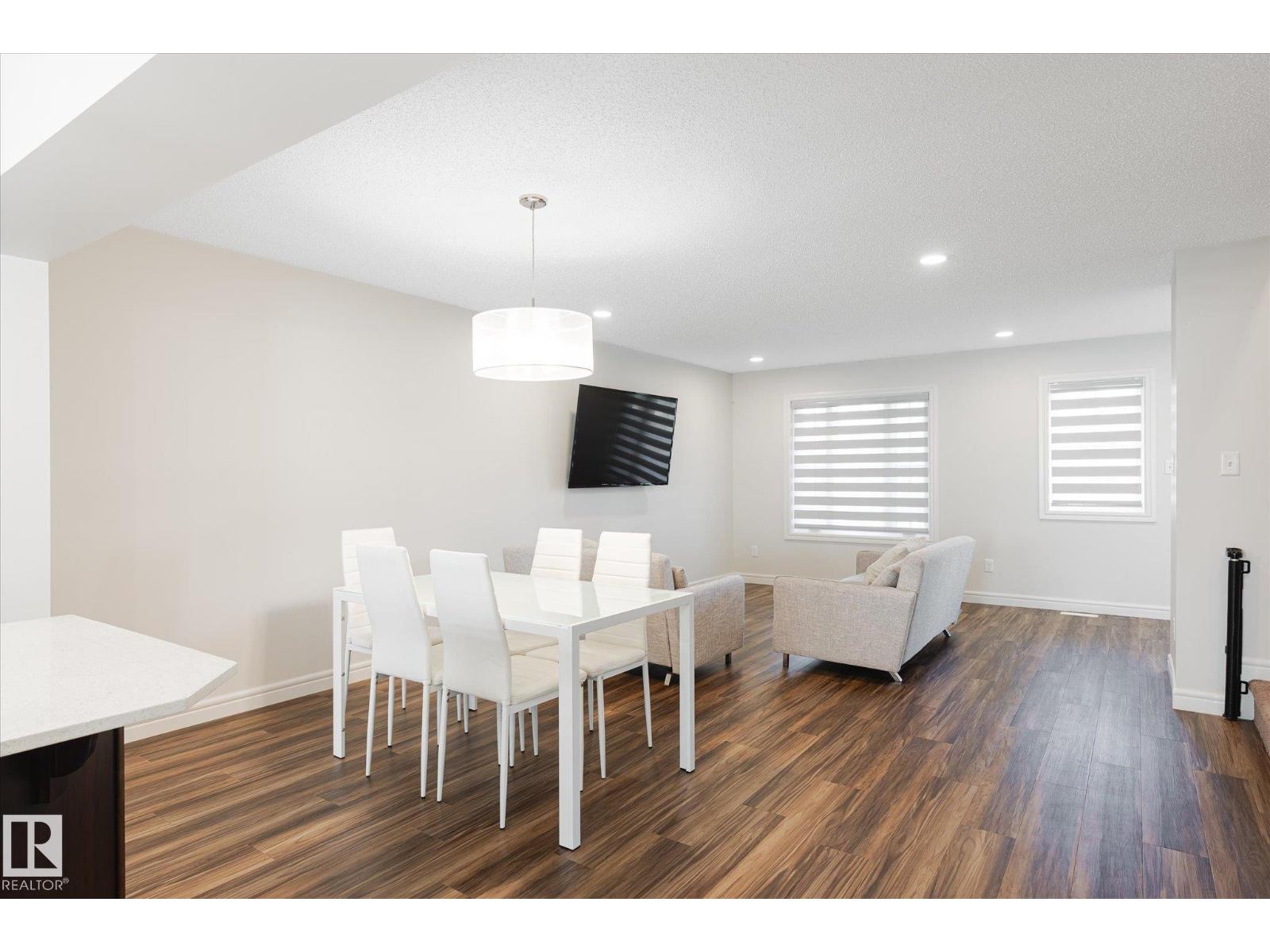 2053 Graydon Hill Cr Sw, Edmonton, Alberta  T6W 4C5 - Photo 9 - E4458341