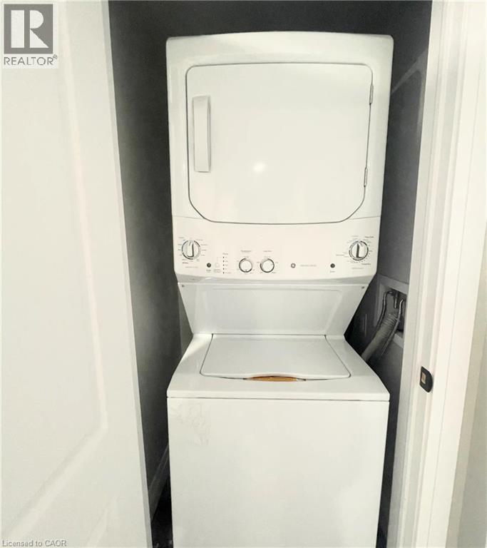 242 West 17th Street Unit# Lower, Hamilton, Ontario  L9C 4G2 - Photo 12 - 40770815