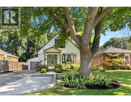 519 REGINA Drive, Burlington, Ontario