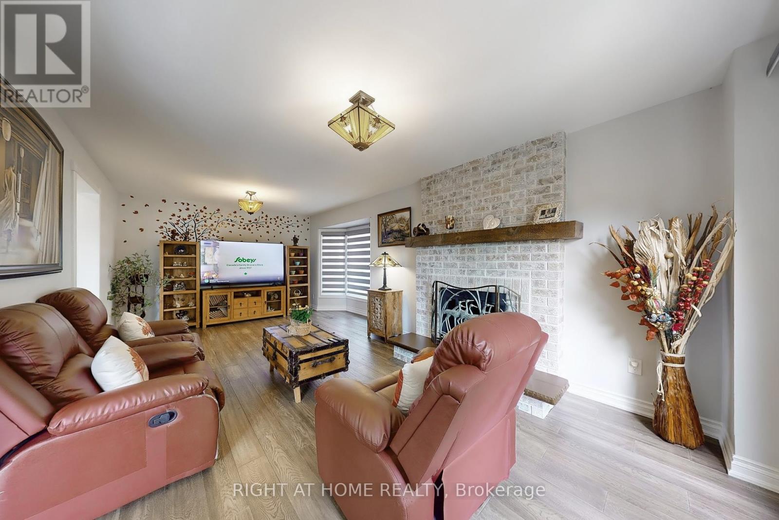 4 Peggy Anne Cove, Brampton, Ontario  L6S 5E4 - Photo 12 - W12412205