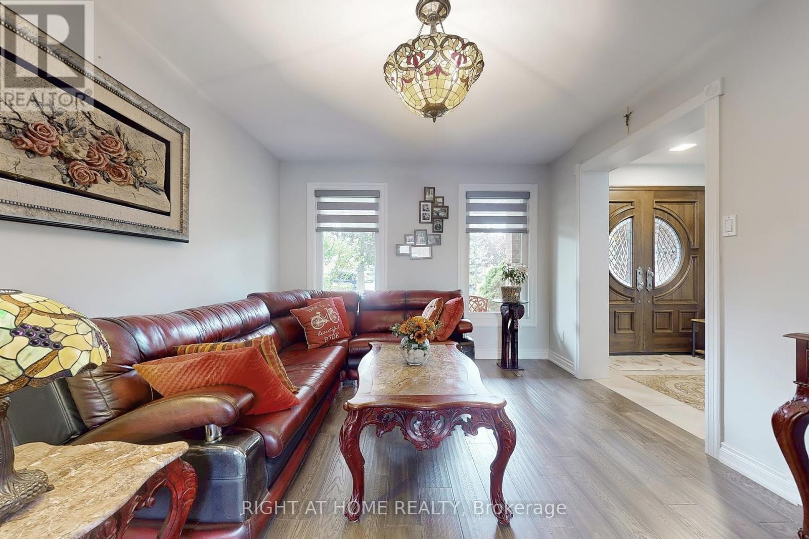 4 Peggy Anne Cove, Brampton, Ontario  L6S 5E4 - Photo 16 - W12412205