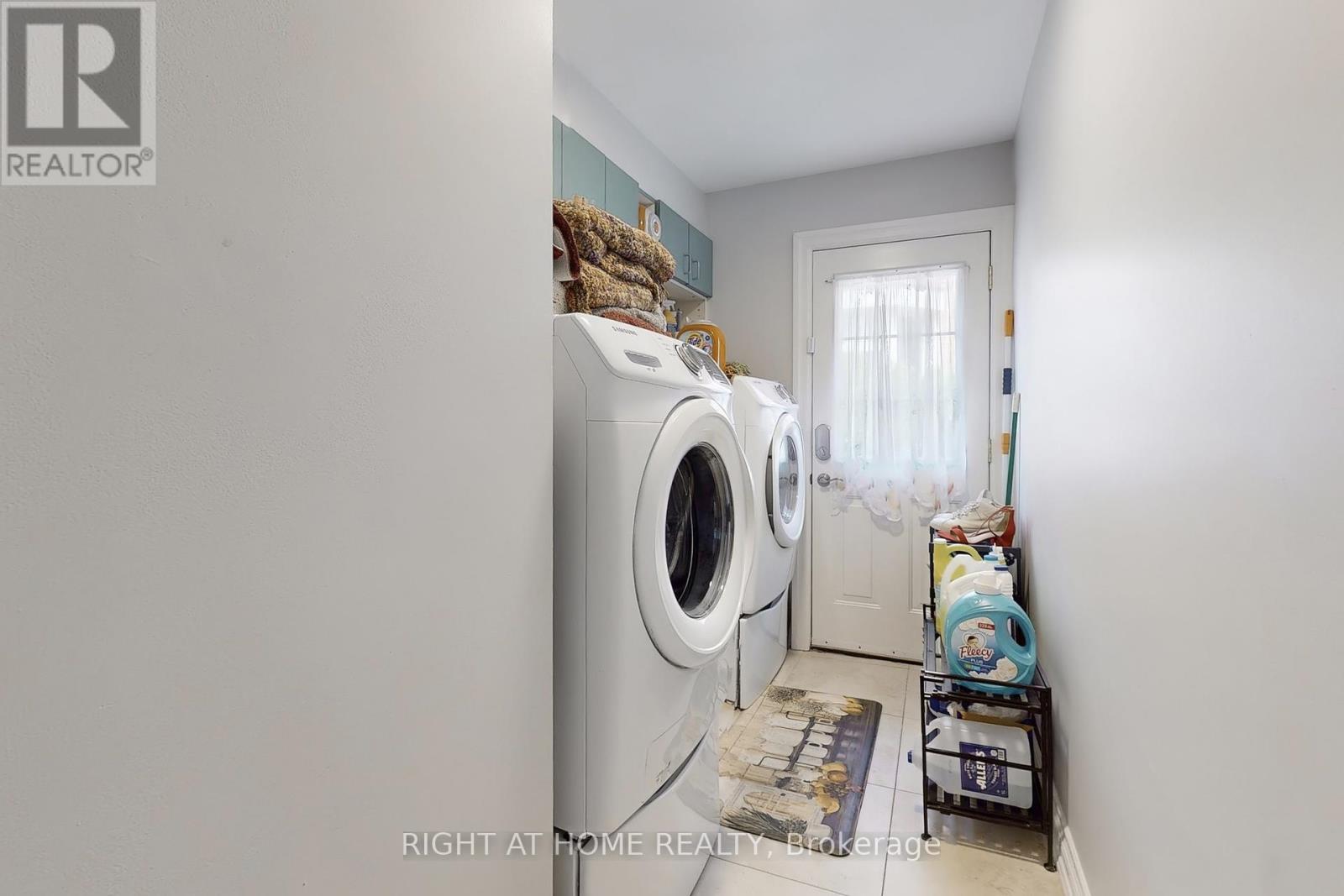 4 Peggy Anne Cove, Brampton, Ontario  L6S 5E4 - Photo 20 - W12412205