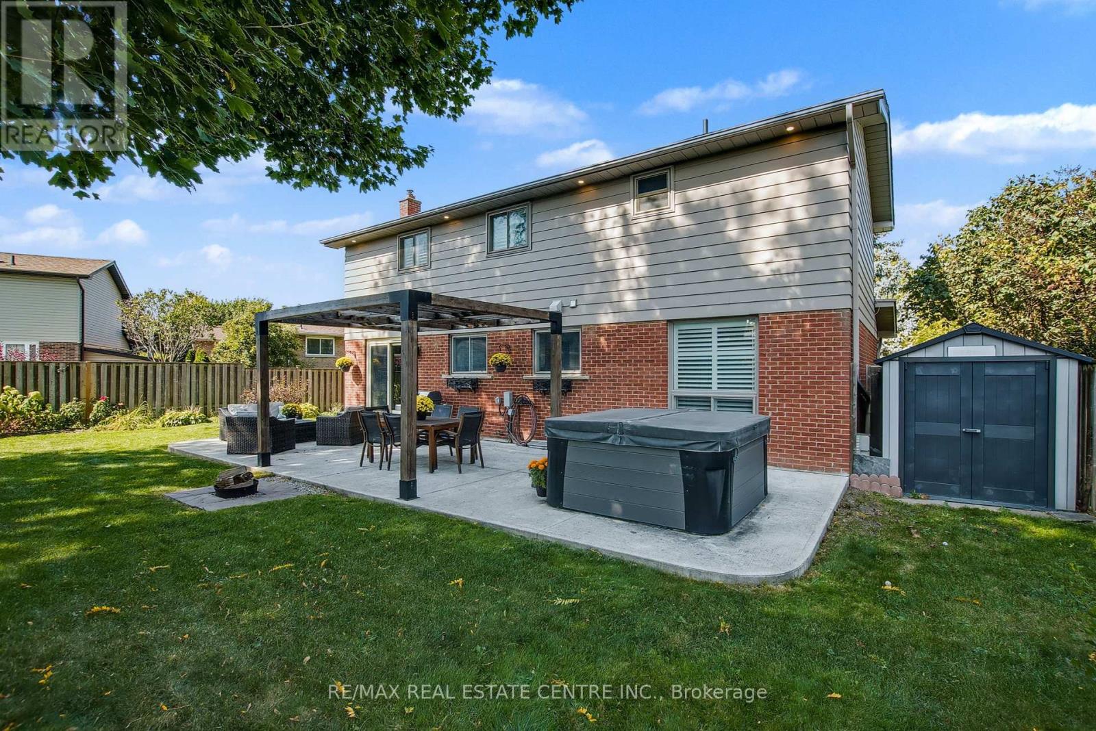820 Hemlock Drive, Milton, Ontario  L9T 3V5 - Photo 41 - W12412231