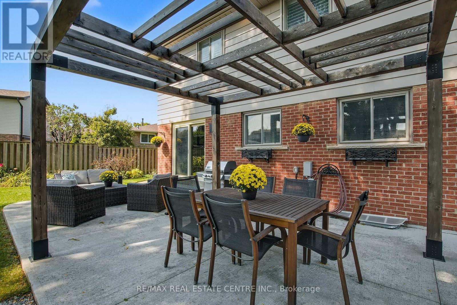 820 Hemlock Drive, Milton, Ontario  L9T 3V5 - Photo 43 - W12412231