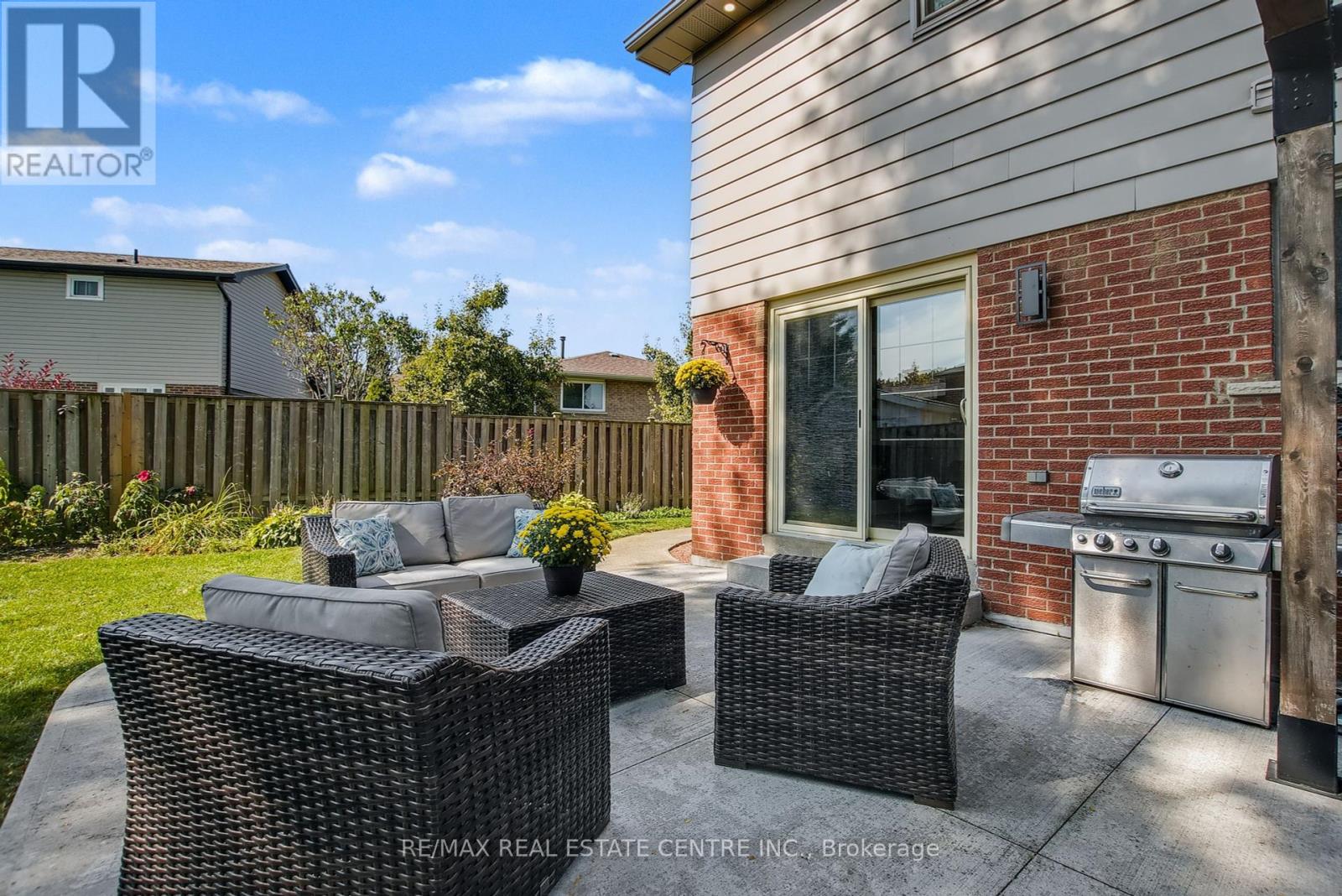 820 Hemlock Drive, Milton, Ontario  L9T 3V5 - Photo 44 - W12412231