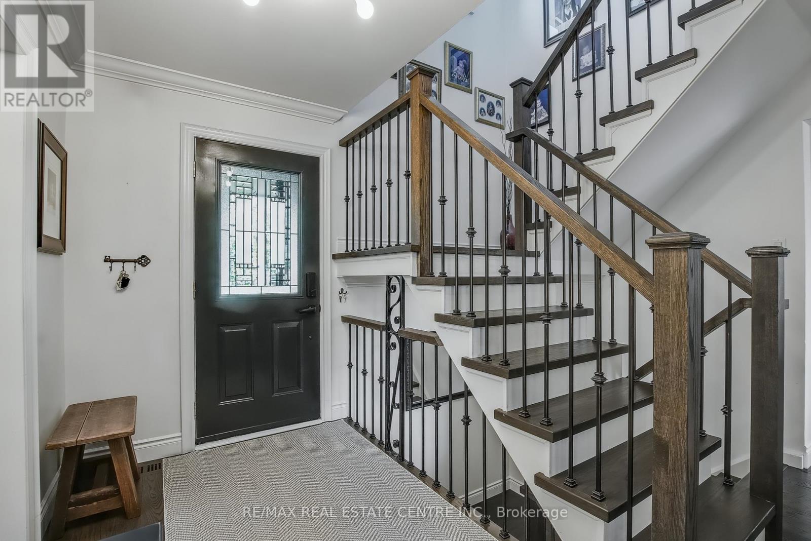 820 Hemlock Drive, Milton, Ontario  L9T 3V5 - Photo 5 - W12412231