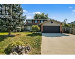 820 HEMLOCK DRIVE, Milton, Ontario