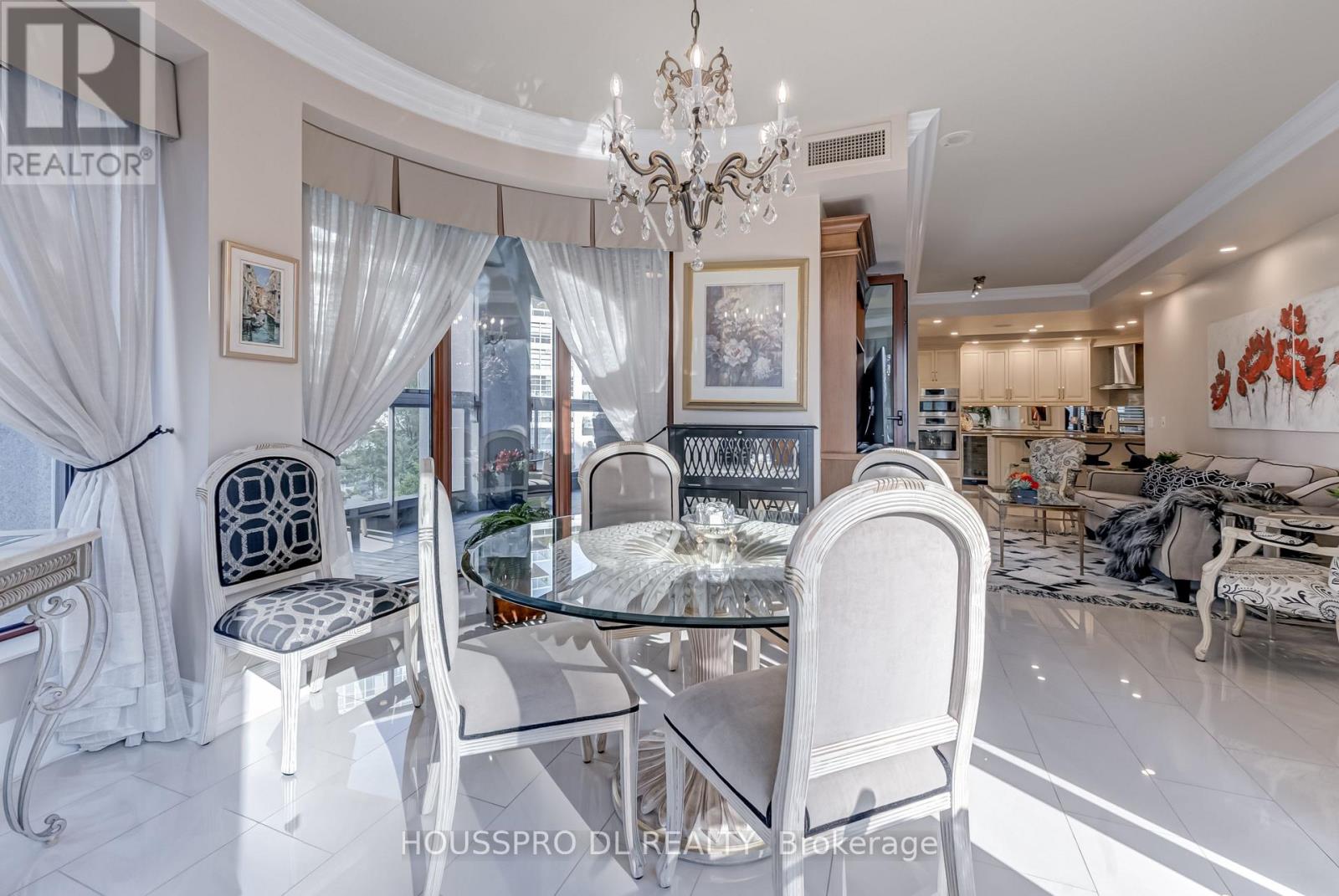 220 - 2095 Lake Shore Boulevard W, Toronto, Ontario  M8V 4G4 - Photo 13 - W12412233