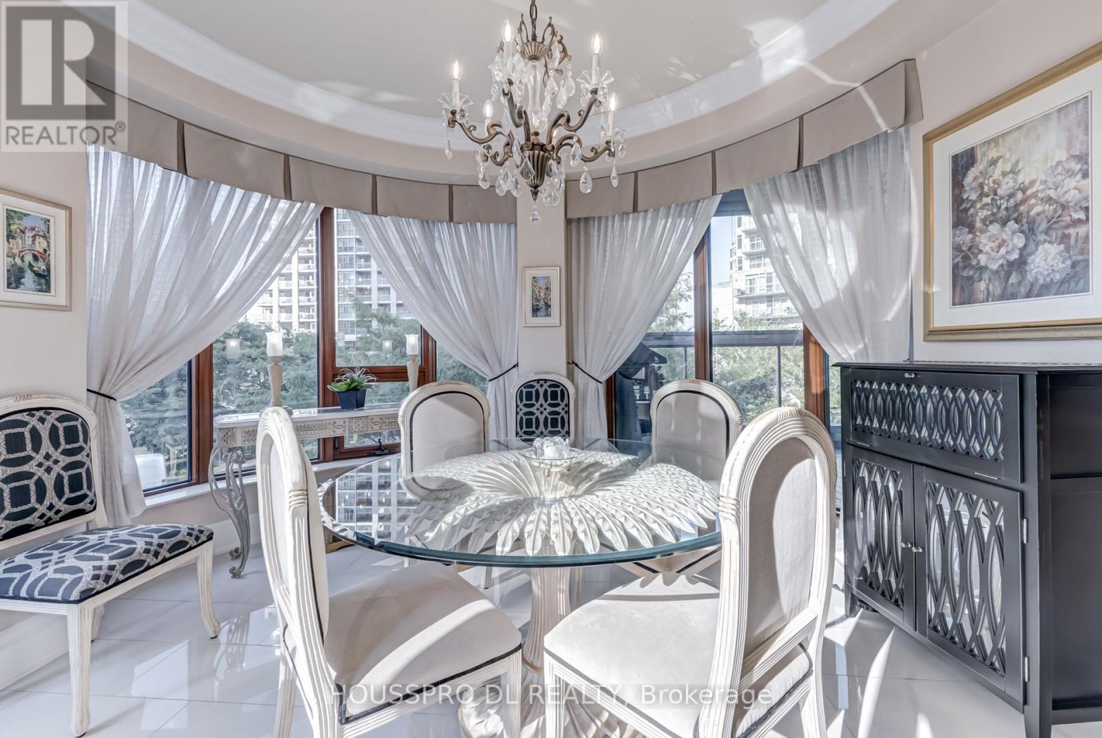 220 - 2095 Lake Shore Boulevard W, Toronto, Ontario  M8V 4G4 - Photo 14 - W12412233