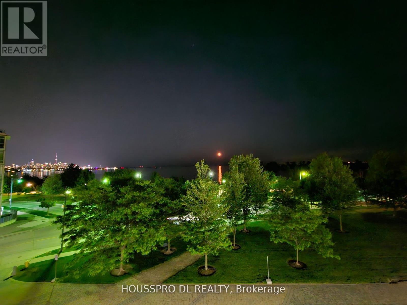 220 - 2095 Lake Shore Boulevard W, Toronto, Ontario  M8V 4G4 - Photo 38 - W12412233