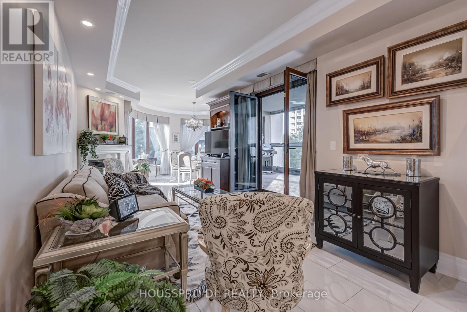220 - 2095 Lake Shore Boulevard W, Toronto, Ontario  M8V 4G4 - Photo 9 - W12412233