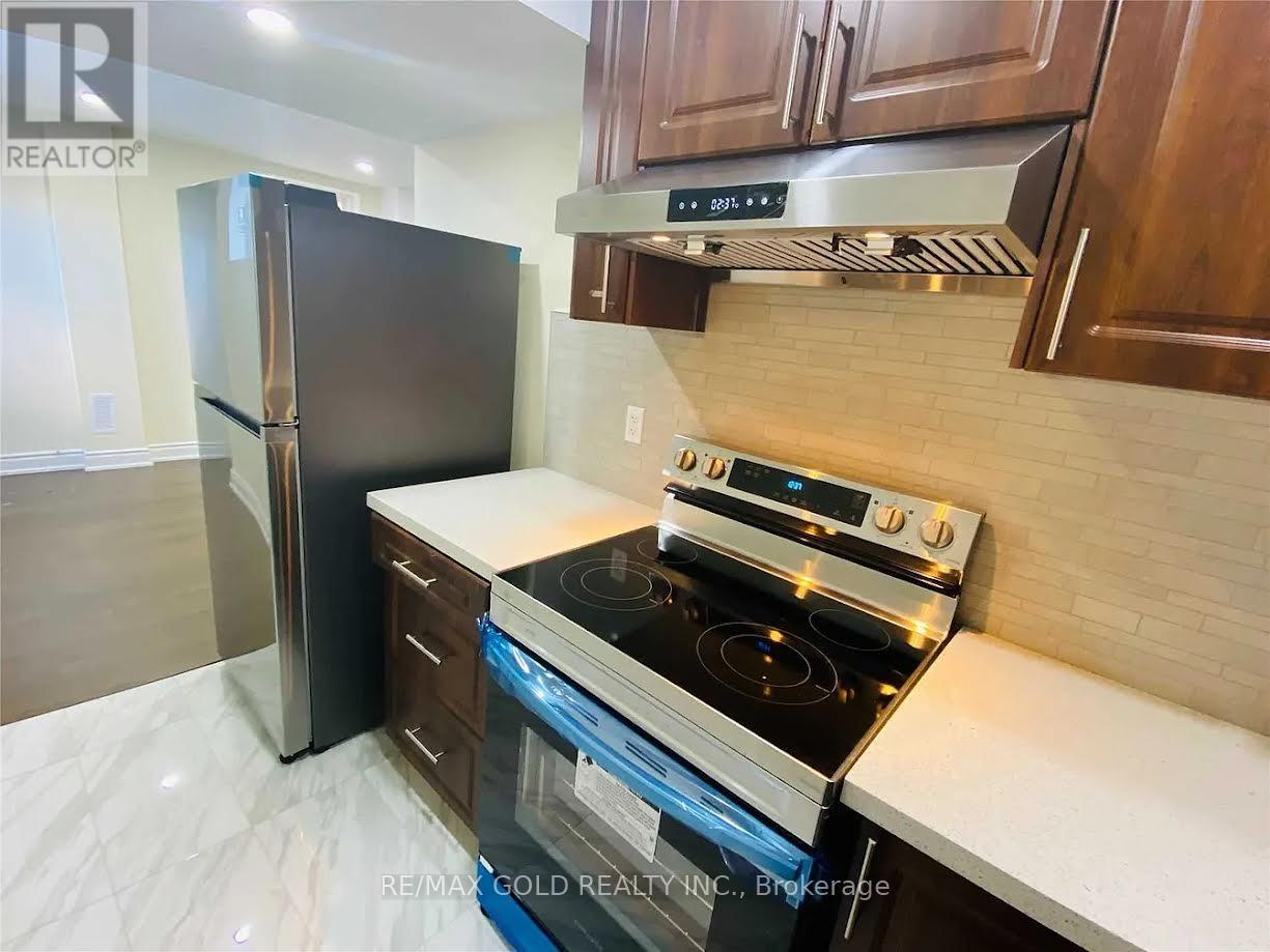 Basement - 52 Ringway Road, Brampton, Ontario  L7A 4T3 - Photo 4 - W12412281