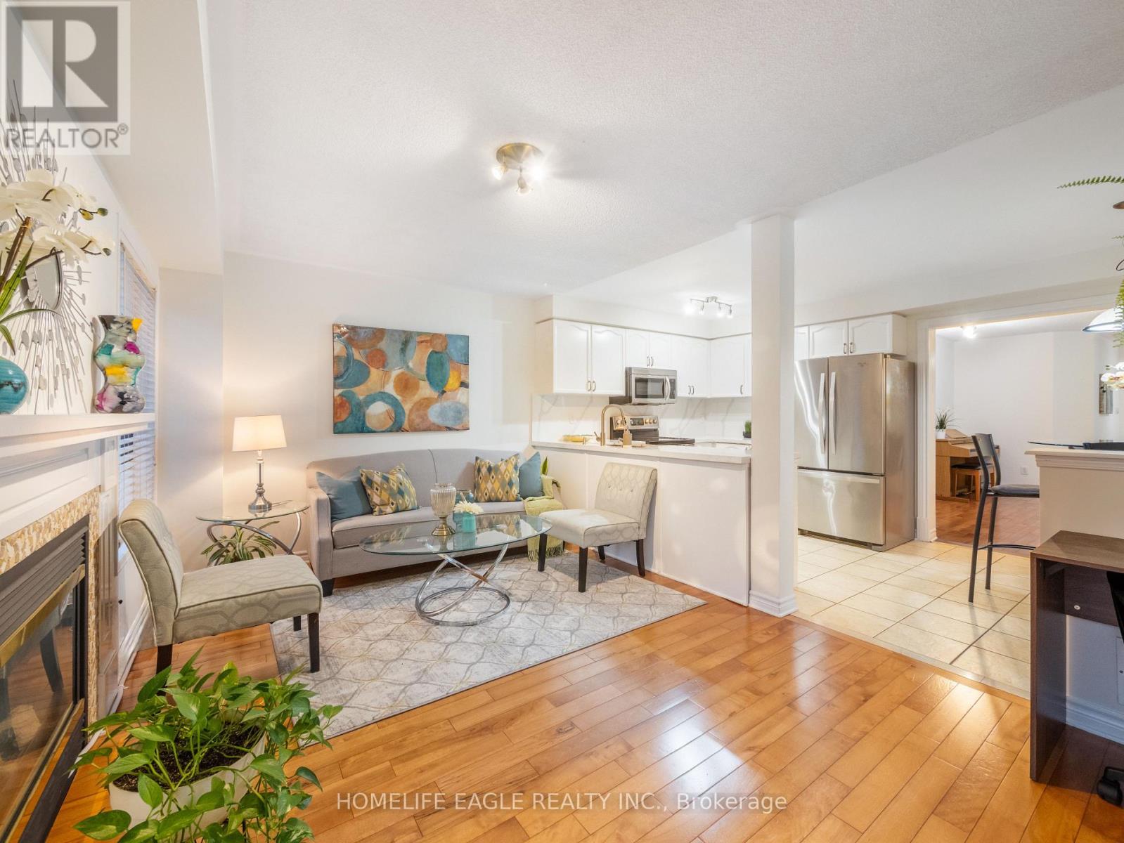 14 Corvette Court, Brampton, Ontario  L7A 2H7 - Photo 6 - W12412321