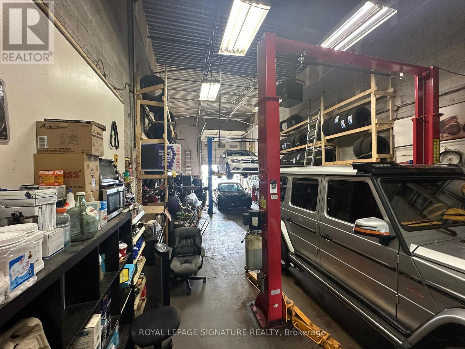 16 - 1270 Finch Avenue W, Toronto, Ontario  M3J 3J7 - Photo 10 - W12412329