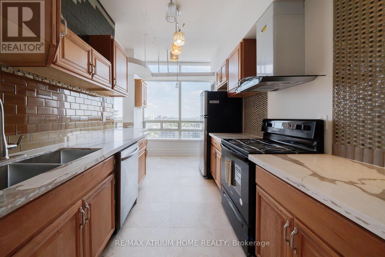 Ph11 - 75 King Street E, Mississauga, Ontario  L5A 4G5 - Photo 18 - W12412345