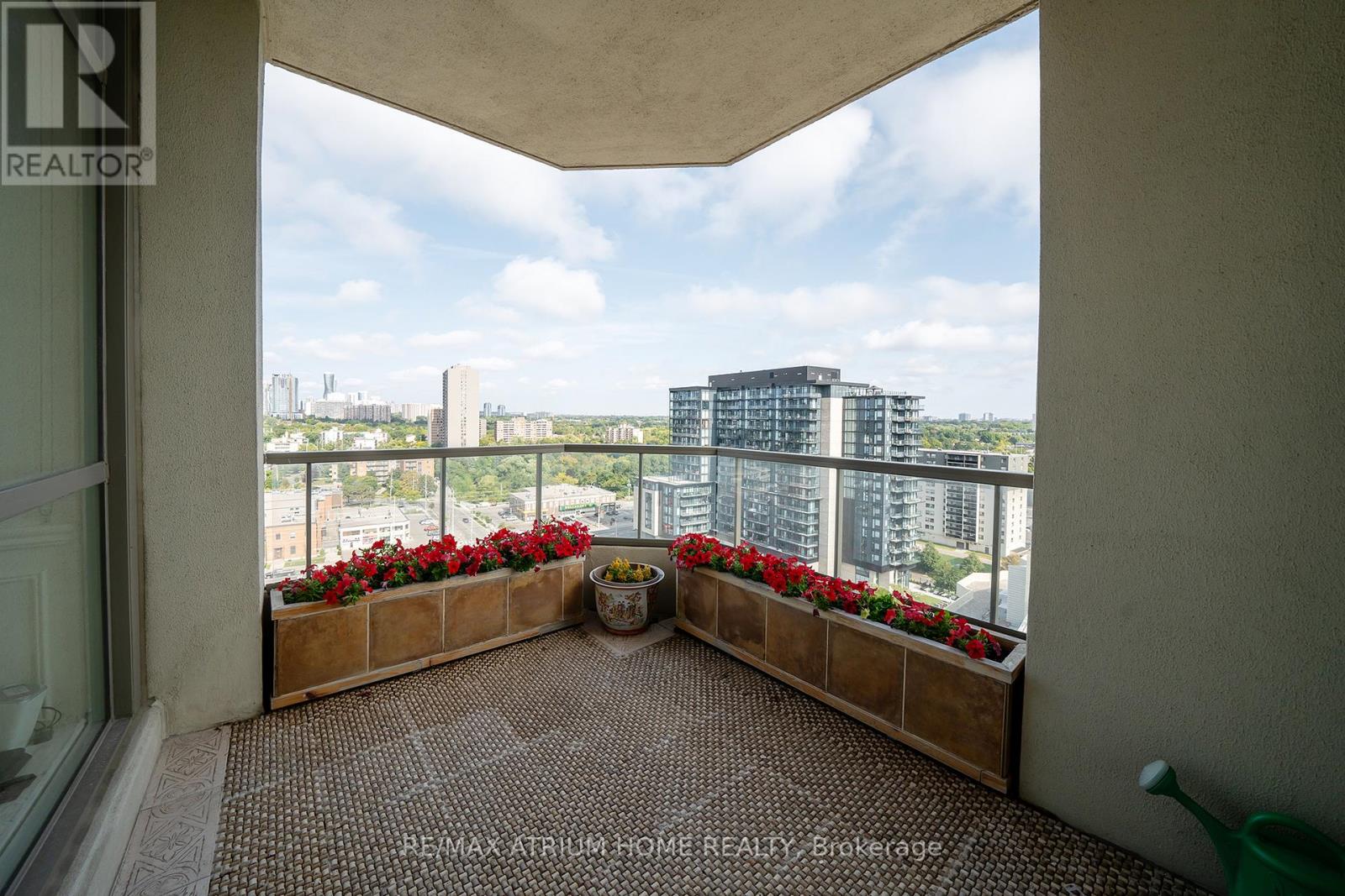 Ph11 - 75 King Street E, Mississauga, Ontario  L5A 4G5 - Photo 26 - W12412345