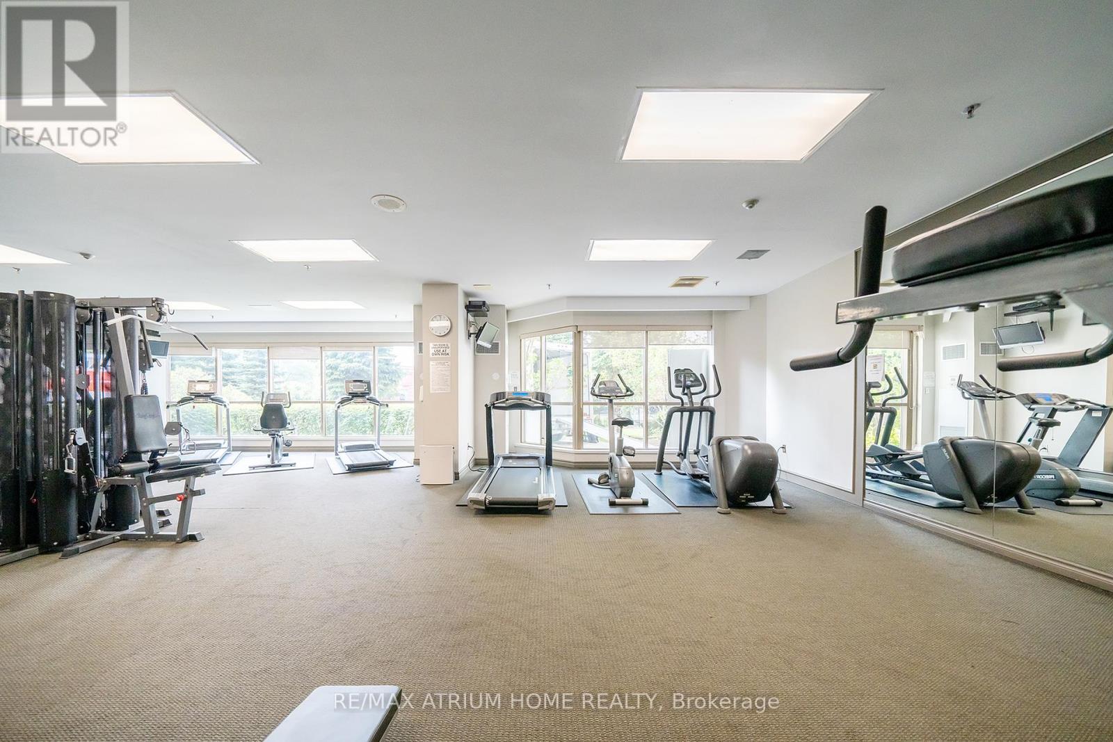 Ph11 - 75 King Street E, Mississauga, Ontario  L5A 4G5 - Photo 4 - W12412345