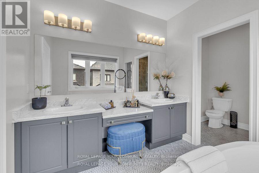 41 Marvin Avenue, Oakville, Ontario  L6H 0Z6 - Photo 23 - W12412353