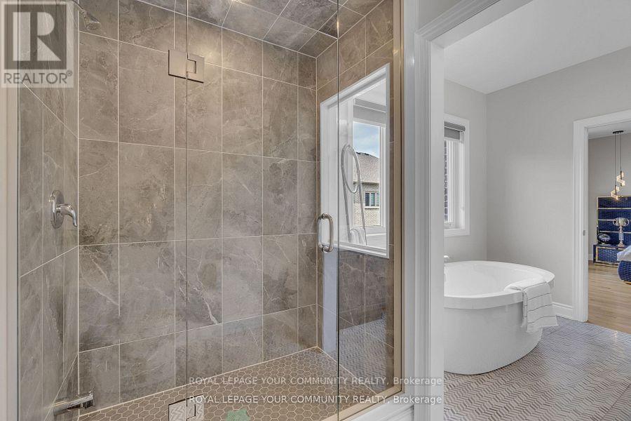 41 Marvin Avenue, Oakville, Ontario  L6H 0Z6 - Photo 24 - W12412353