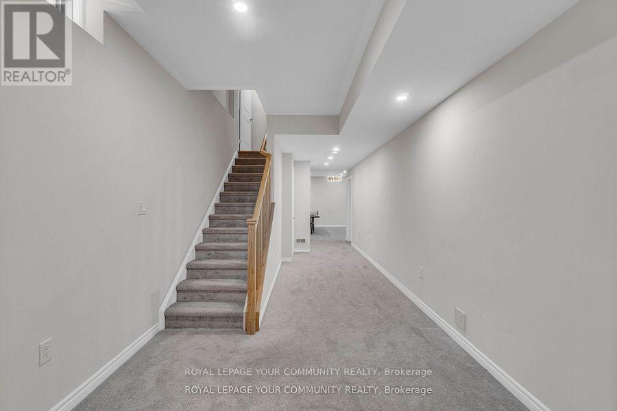 41 Marvin Avenue, Oakville, Ontario  L6H 0Z6 - Photo 25 - W12412353