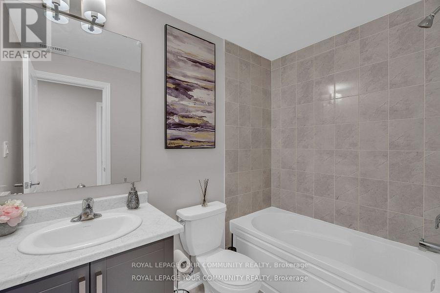41 Marvin Avenue, Oakville, Ontario  L6H 0Z6 - Photo 29 - W12412353