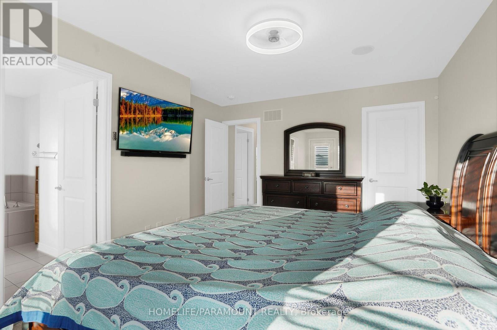 3050 George Savage Avenue, Oakville, Ontario  L6M 0Z1 - Photo 33 - W12412360