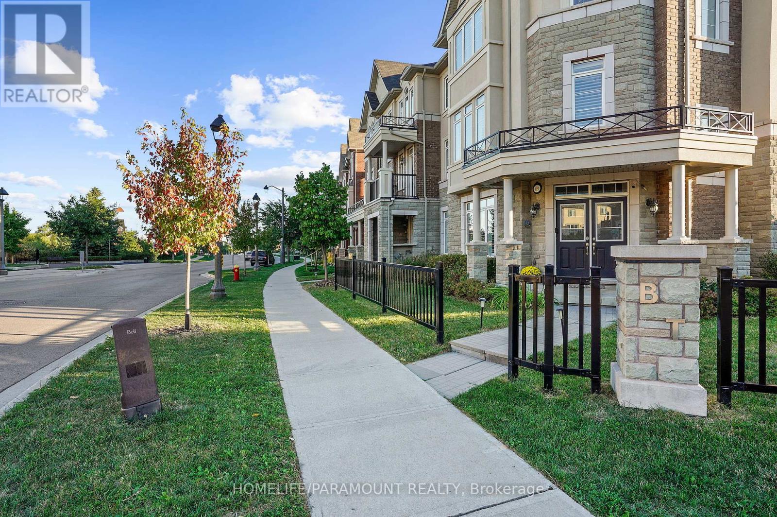 3050 George Savage Avenue, Oakville, Ontario  L6M 0Z1 - Photo 4 - W12412360