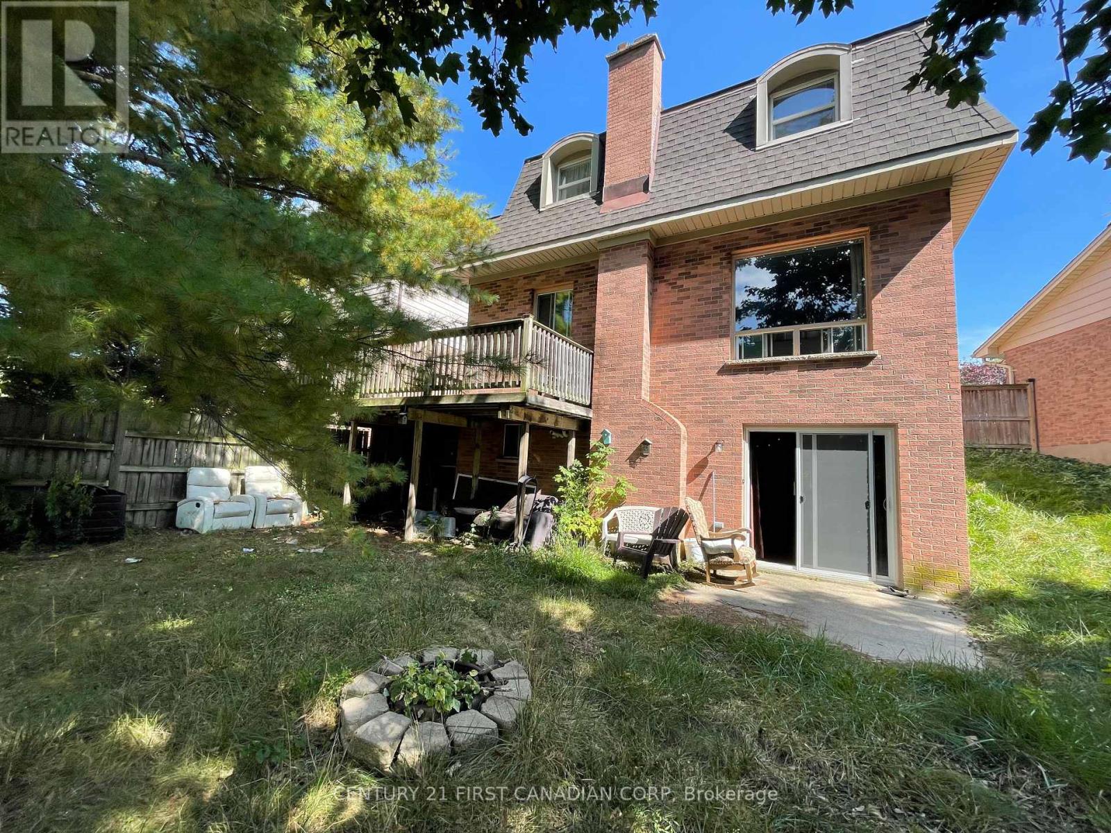 46 Comox Court, London South, Ontario  N6K 3K9 - Photo 13 - X12412470