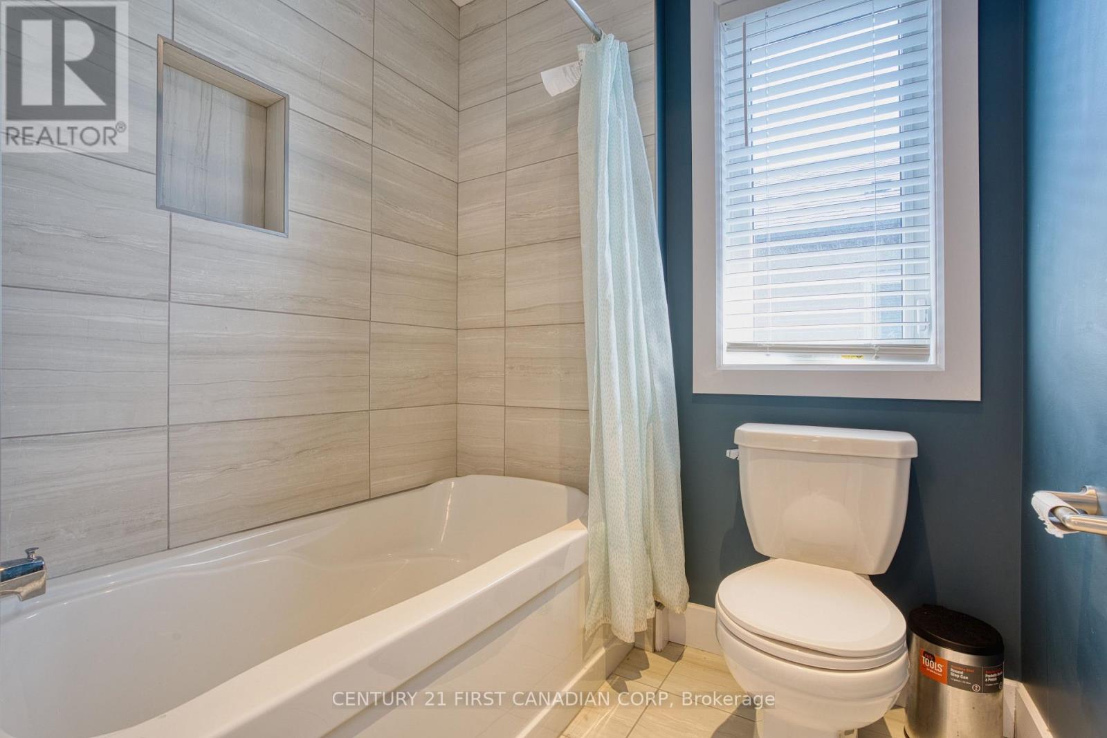 770 Freeport Street, London North, Ontario  N6G 0R4 - Photo 27 - X12412538